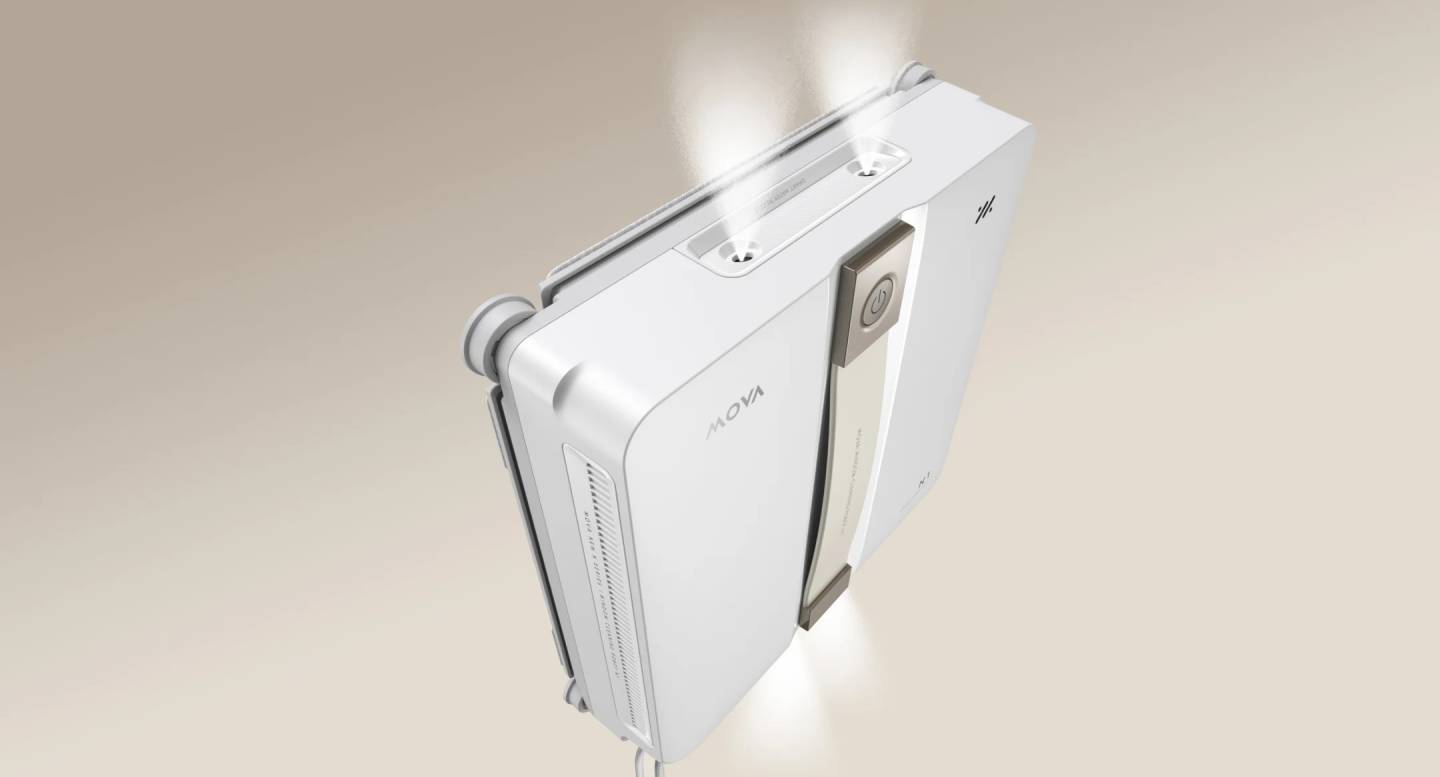 Dual-Wing Mist-Cleaning System